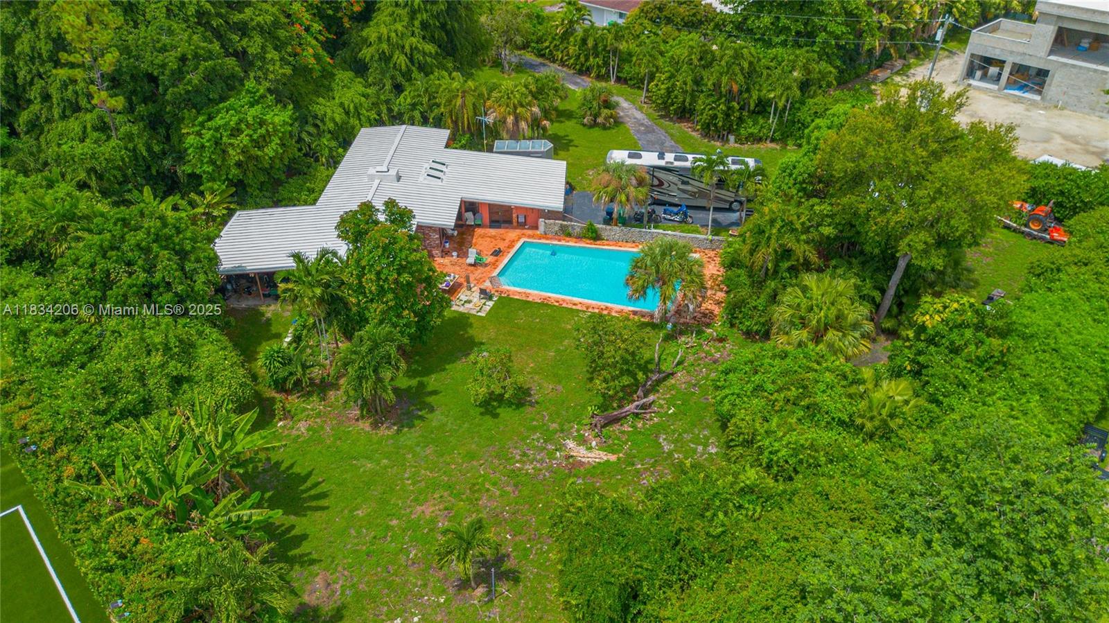 Pinecrest, Florida, 33156, United States, 3 Bedrooms Bedrooms, ,2 BathroomsBathrooms,Residential,Active,1884905