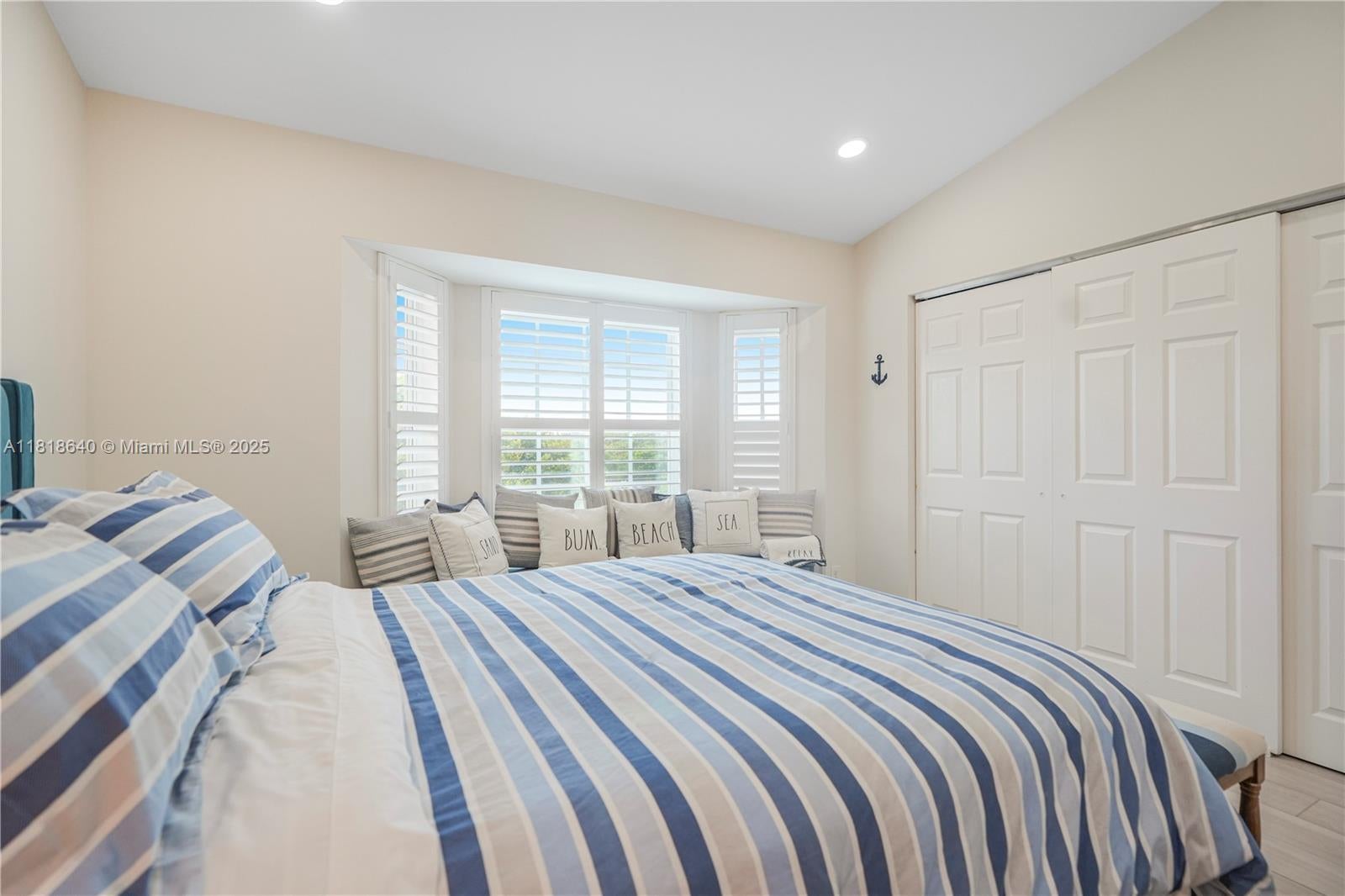Hollywood, Florida, 33019, United States, 3 Bedrooms Bedrooms, ,4 BathroomsBathrooms,Residential,Active,1852751