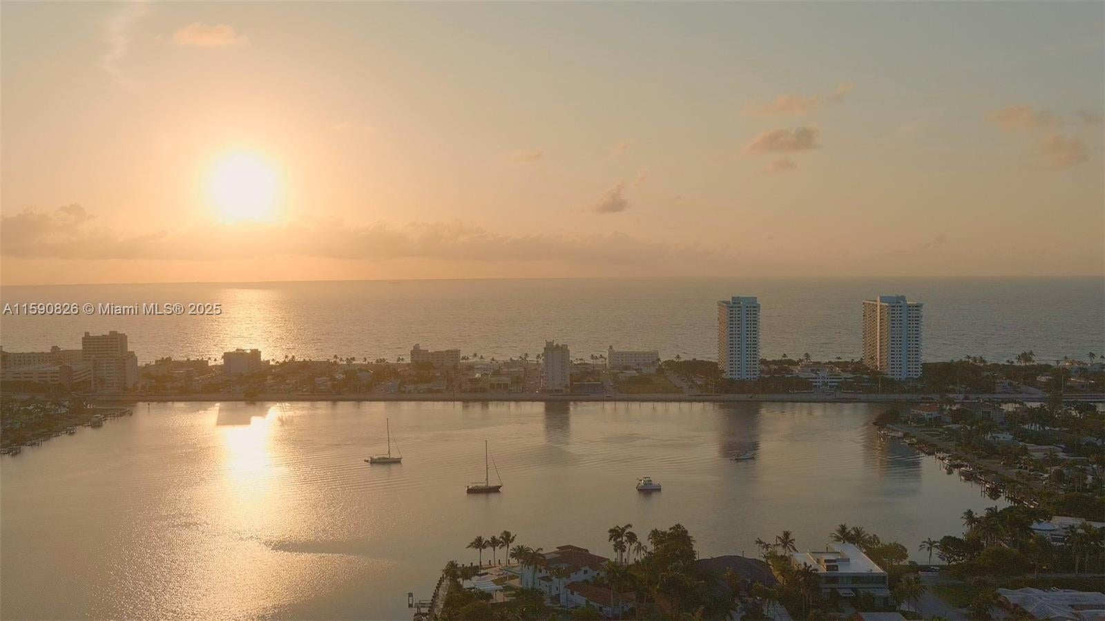 Hollywood, Florida, 33019, United States, 6 Bedrooms Bedrooms, ,6 BathroomsBathrooms,Residential,Pending,1756815