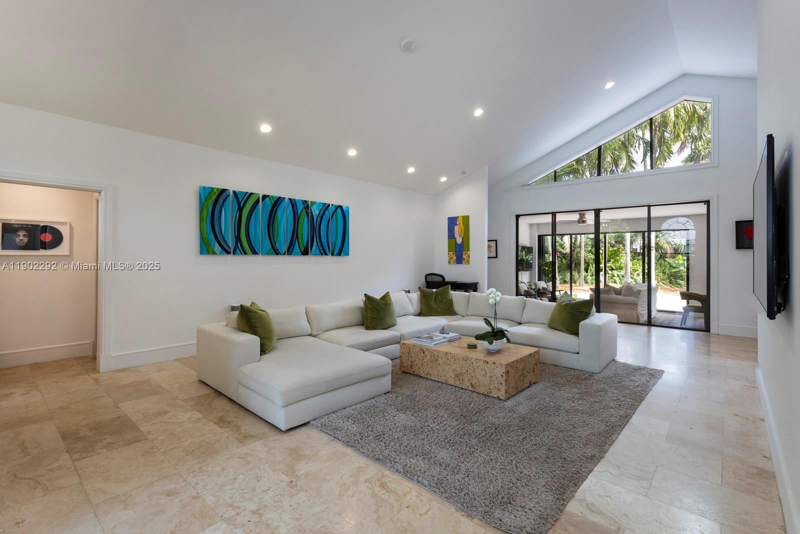 Pinecrest, Florida, 33156, United States, 4 Bedrooms Bedrooms, ,3 BathroomsBathrooms,Residential,Active,1969653