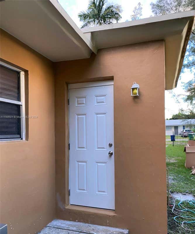 1429 NE 118TH TER, MIAMI, FL 33161, photo 1 of 7