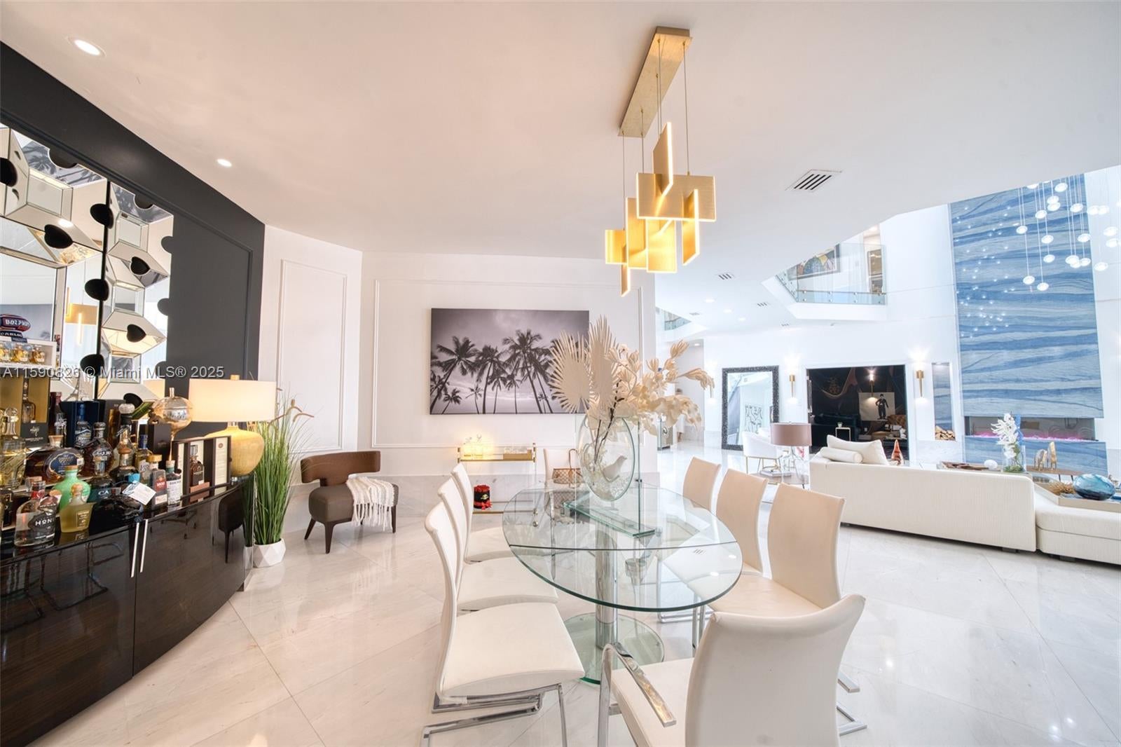 Hollywood, Florida, 33019, United States, 6 Bedrooms Bedrooms, ,6 BathroomsBathrooms,Residential,Pending,1756815