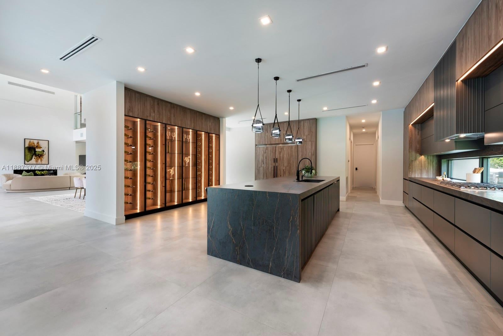 Pinecrest, Florida, 33156, United States, 8 Bedrooms Bedrooms, ,9 BathroomsBathrooms,Residential,Active,1953256
