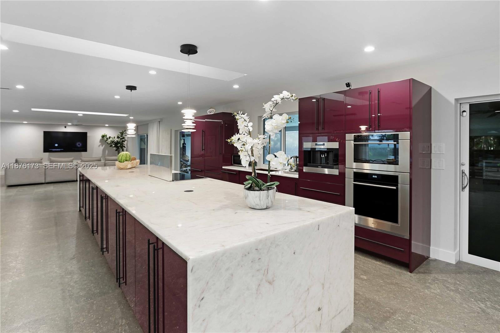 Hollywood, Florida, 33019, United States, 5 Bedrooms Bedrooms, ,4 BathroomsBathrooms,Residential,Active,1942387