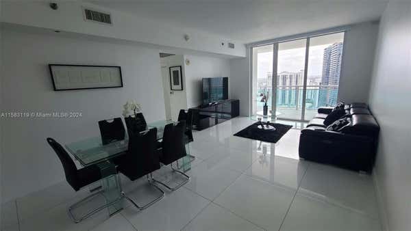 950 BRICKELL BAY DR APT 3501, MIAMI, FL 33131, photo 4 of 26