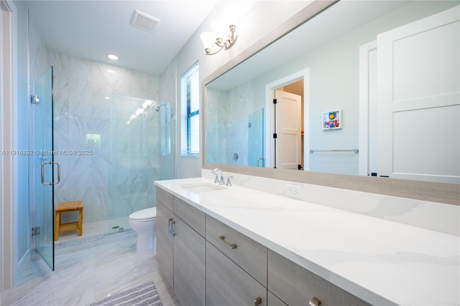 Palm Beach Gardens, Florida, 33418, United States, 5 Bedrooms Bedrooms, ,5 BathroomsBathrooms,Residential,Active,1995255