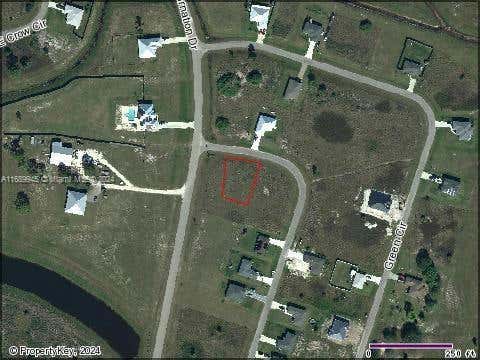 9059 GREEN CIR, LABELLE, FL 33935 - Image 1