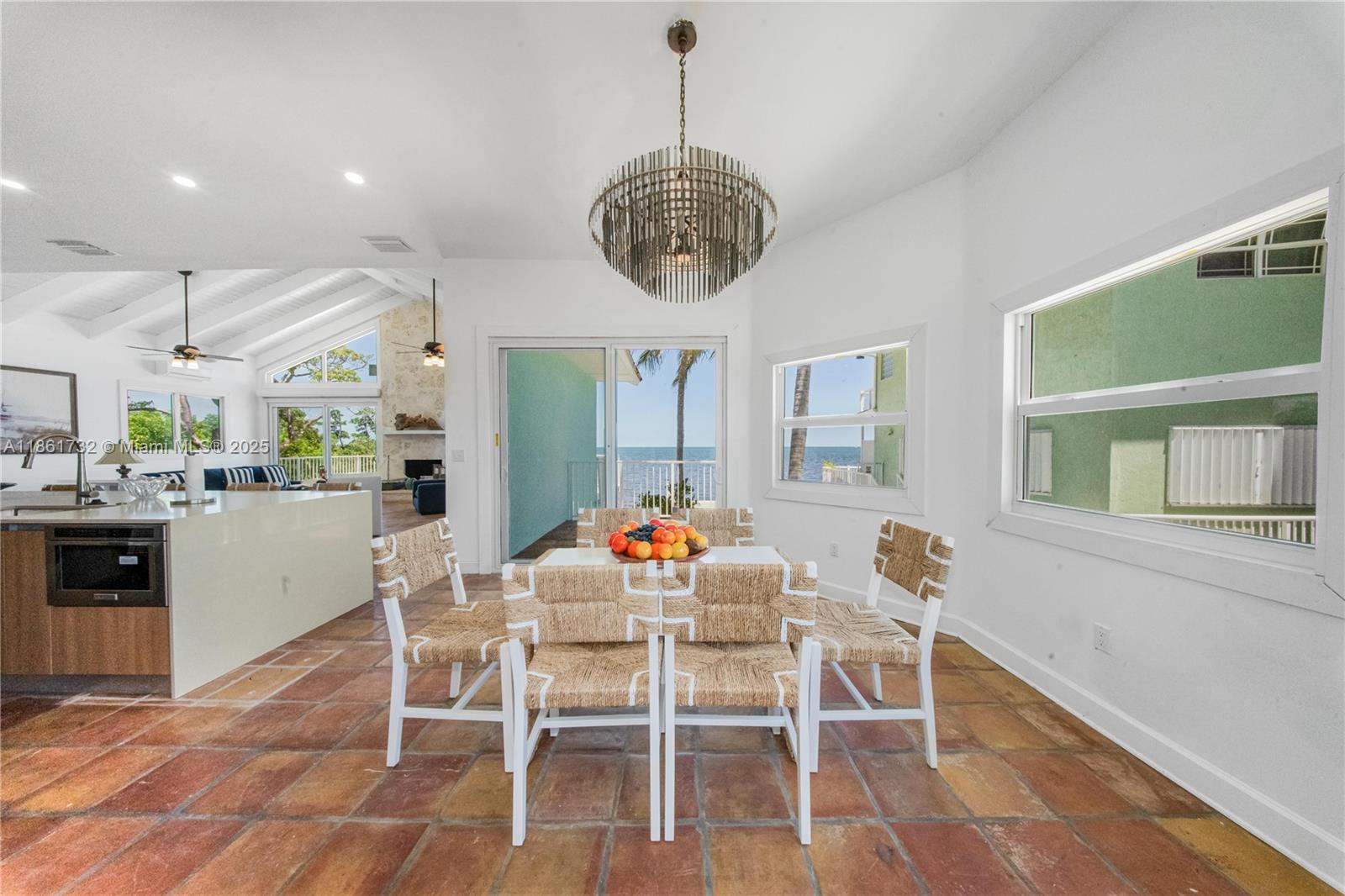 Islamorada, Florida, 33036, United States, 3 Bedrooms Bedrooms, ,4 BathroomsBathrooms,Residential,Active,1920260