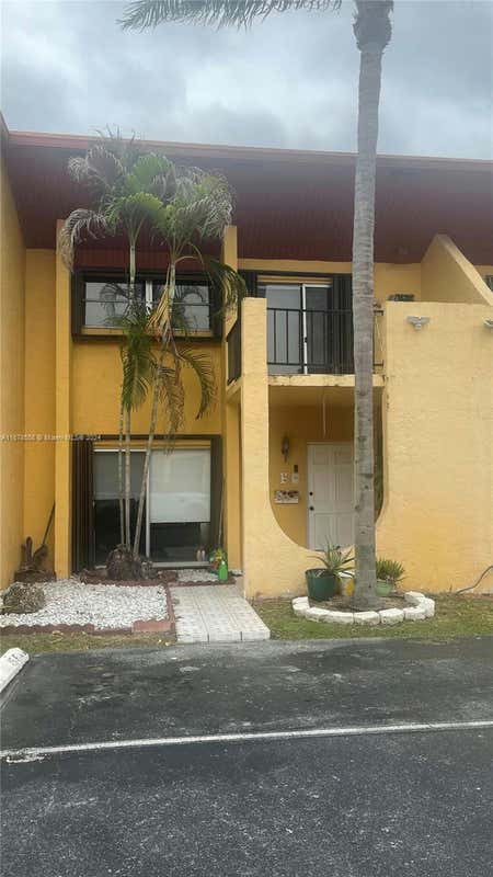 13715 SW 84TH ST APT F, MIAMI, FL 33183, photo 1 of 26