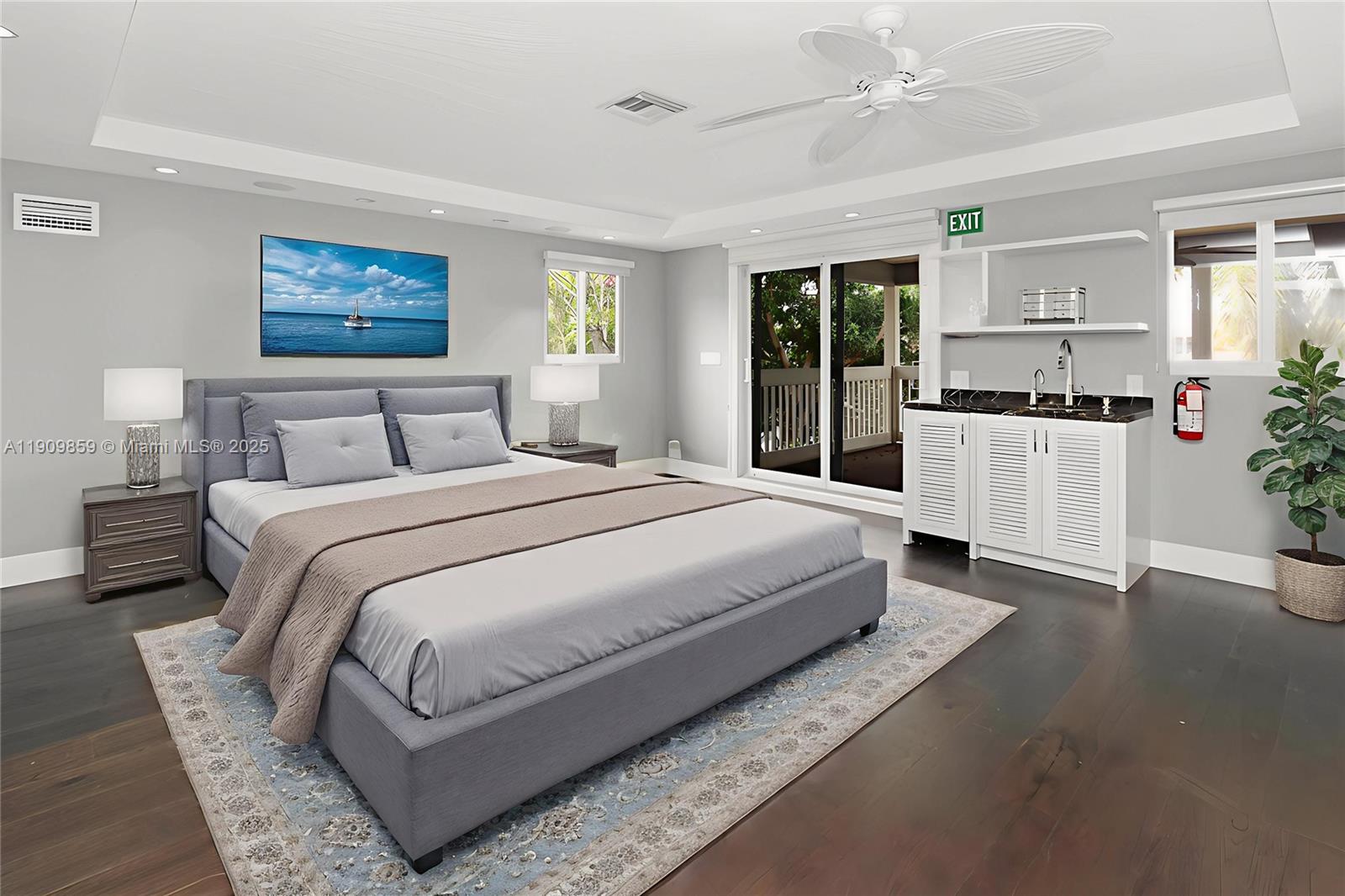 Hollywood, Florida, 33019, United States, 5 Bedrooms Bedrooms, ,4 BathroomsBathrooms,Residential,Active,1988418