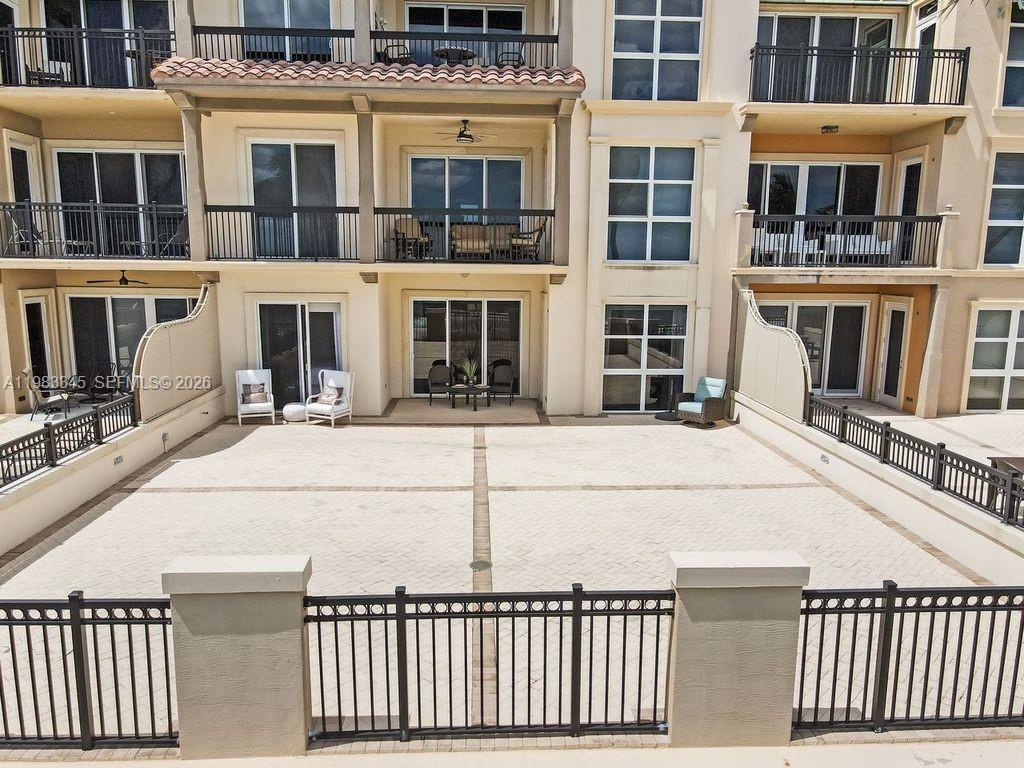 Lauderdale By The Sea, Florida, 33308, United States, 2 Bedrooms Bedrooms, ,2 BathroomsBathrooms,Residential,Active,2026763