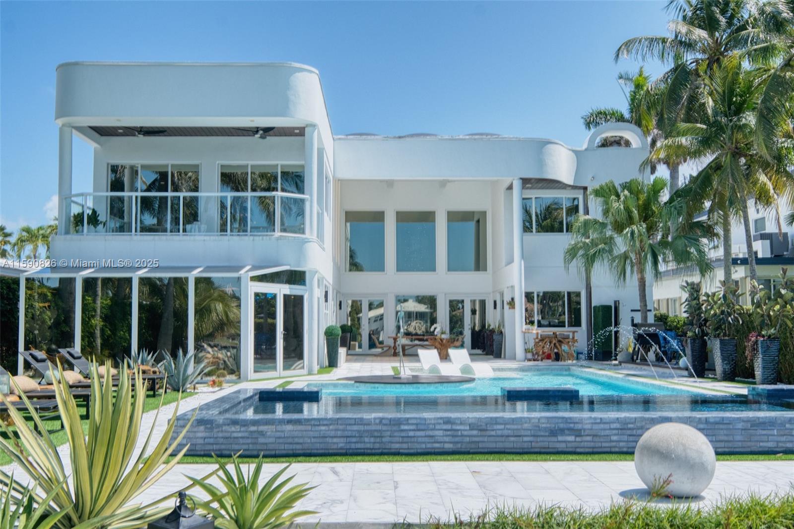 Hollywood, Florida, 33019, United States, 6 Bedrooms Bedrooms, ,6 BathroomsBathrooms,Residential,Pending,1756815