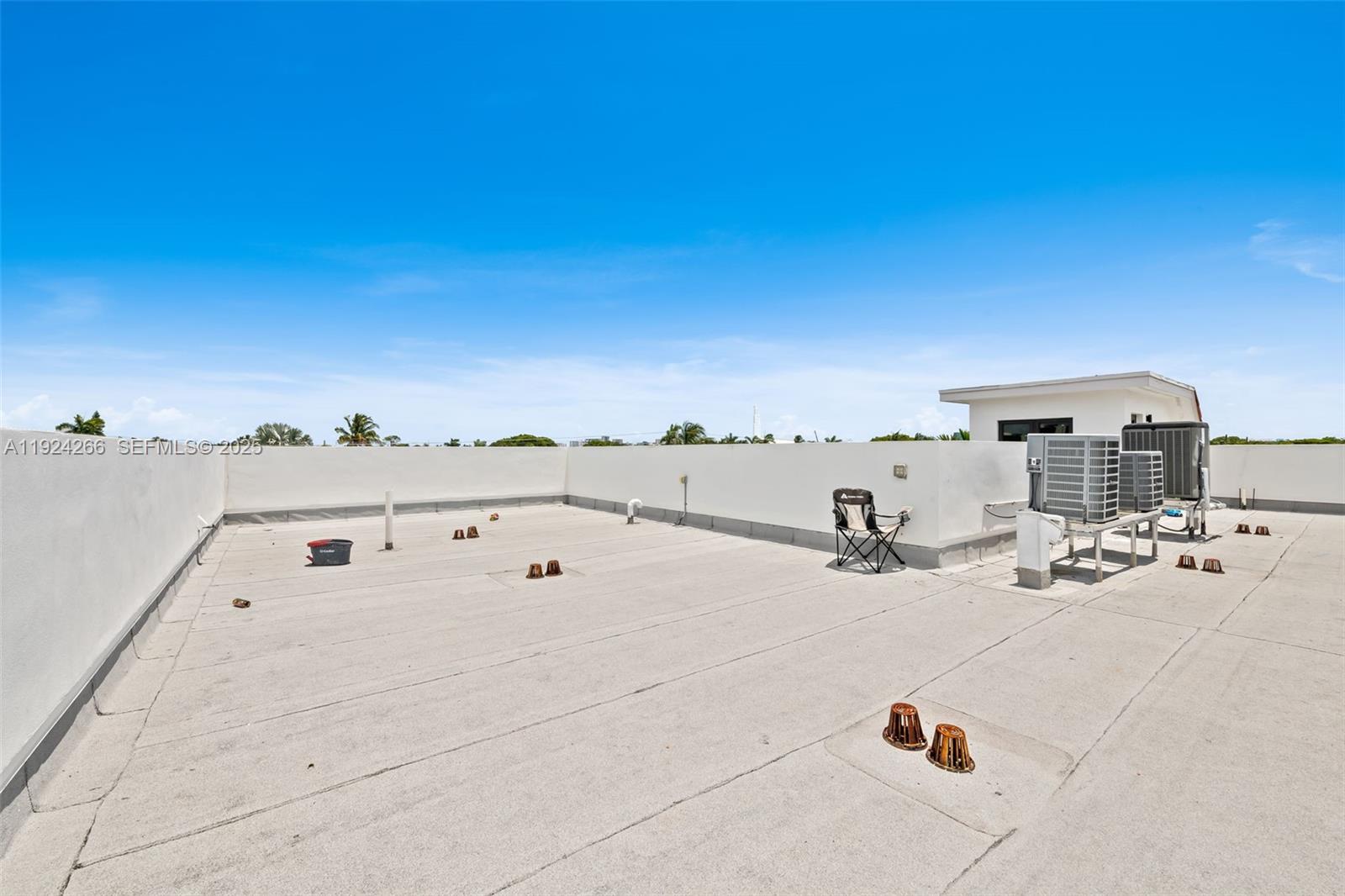 Fort Lauderdale, Florida, 33308, United States, 6 Bedrooms Bedrooms, ,5 BathroomsBathrooms,Residential,Active,2001050