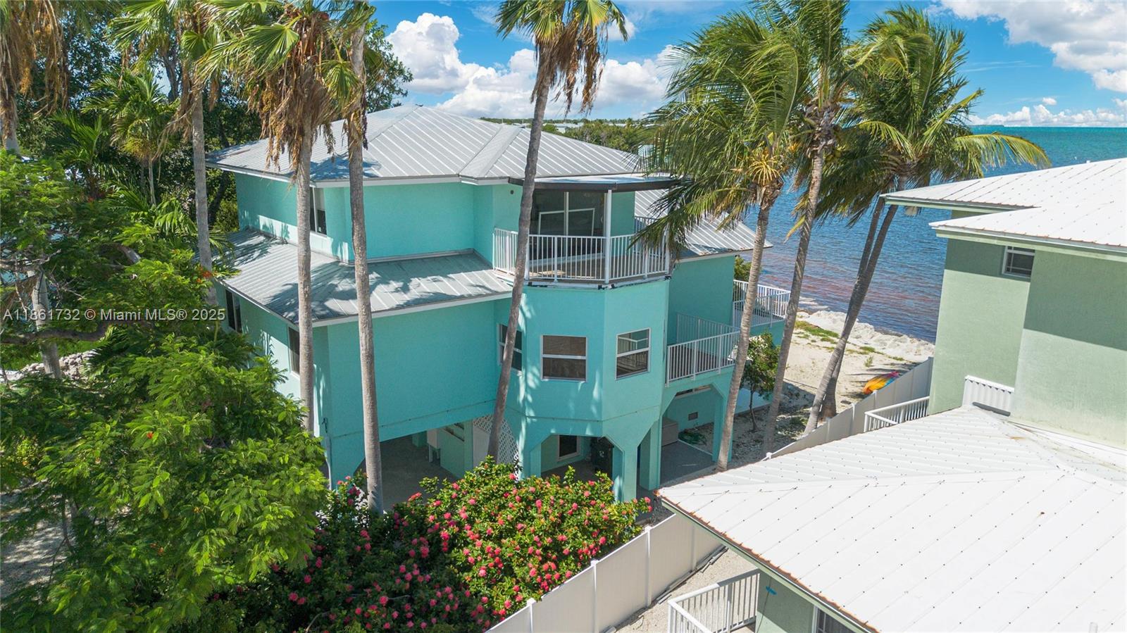 Islamorada, Florida, 33036, United States, 3 Bedrooms Bedrooms, ,4 BathroomsBathrooms,Residential,Active,1920260