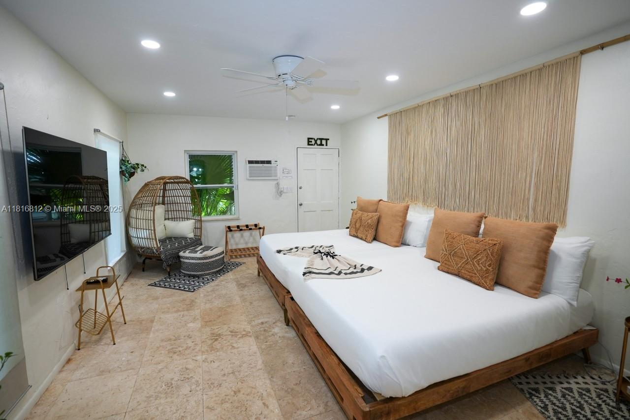Hollywood, Florida, 33019, United States, 4 Bedrooms Bedrooms, ,4 BathroomsBathrooms,Residential,Active,1843428