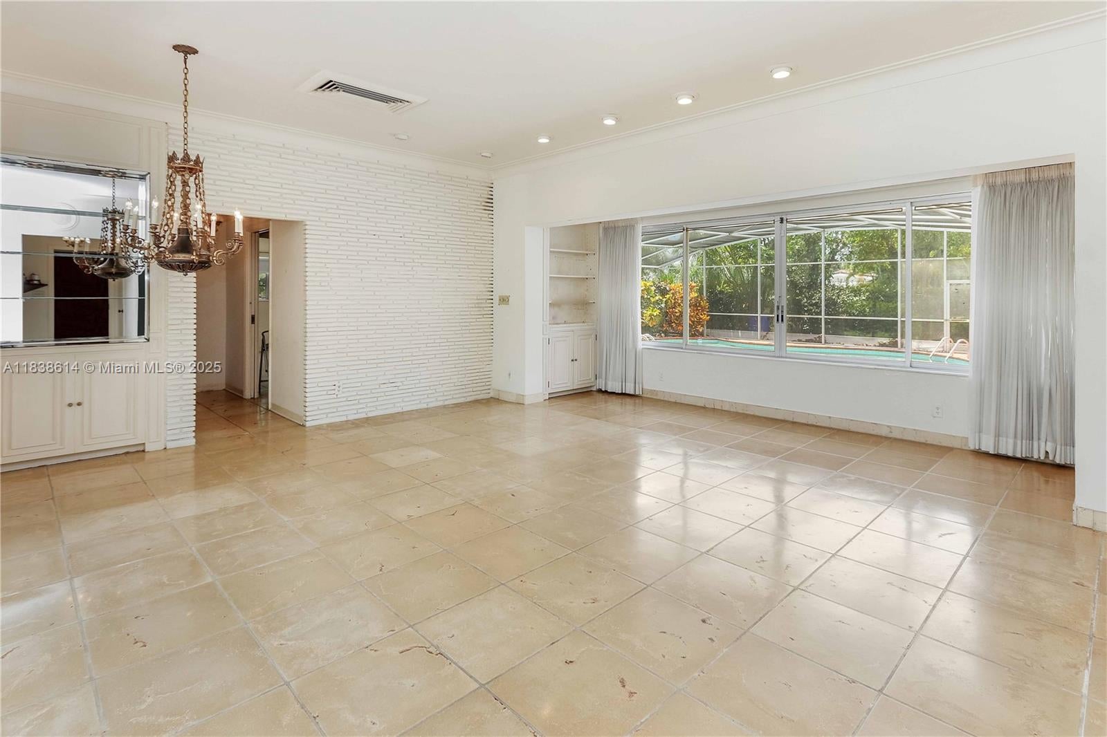 Hollywood, Florida, 33019, United States, 4 Bedrooms Bedrooms, ,4 BathroomsBathrooms,Residential,Active,1892394