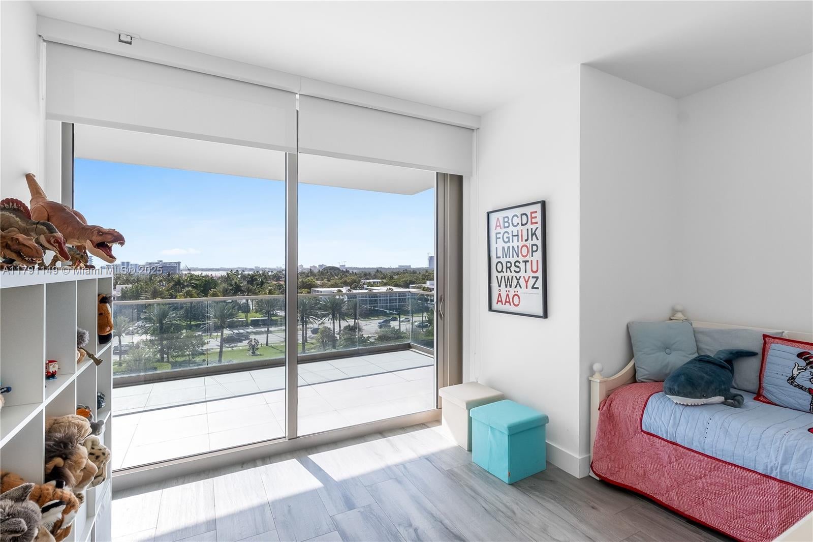 Bal Harbour, Florida, 33154, United States, 2 Bedrooms Bedrooms, ,3 BathroomsBathrooms,Residential,Active,1781839