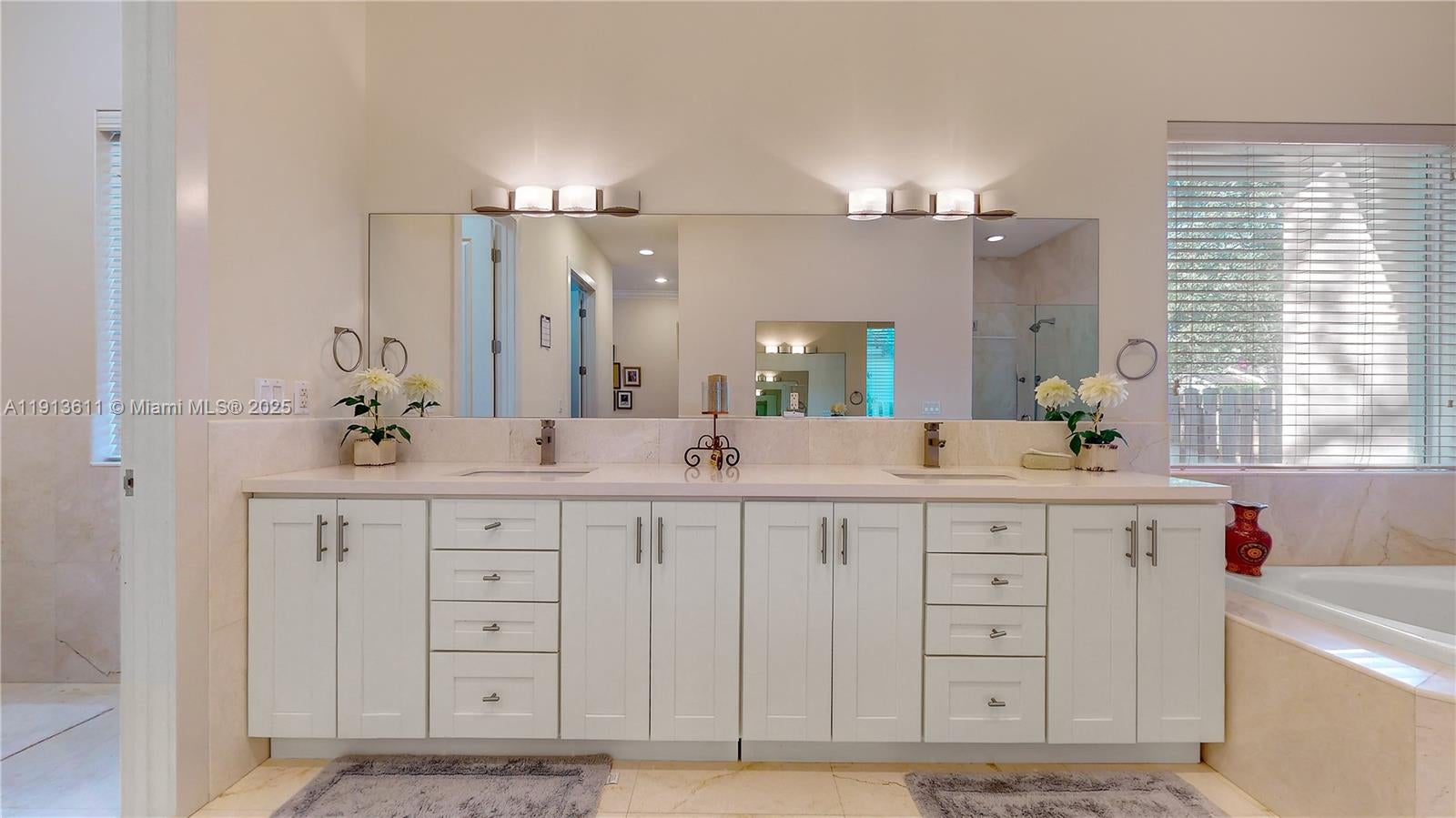 Miami, Florida, 33176, United States, 4 Bedrooms Bedrooms, ,4 BathroomsBathrooms,Residential,Active,1993953