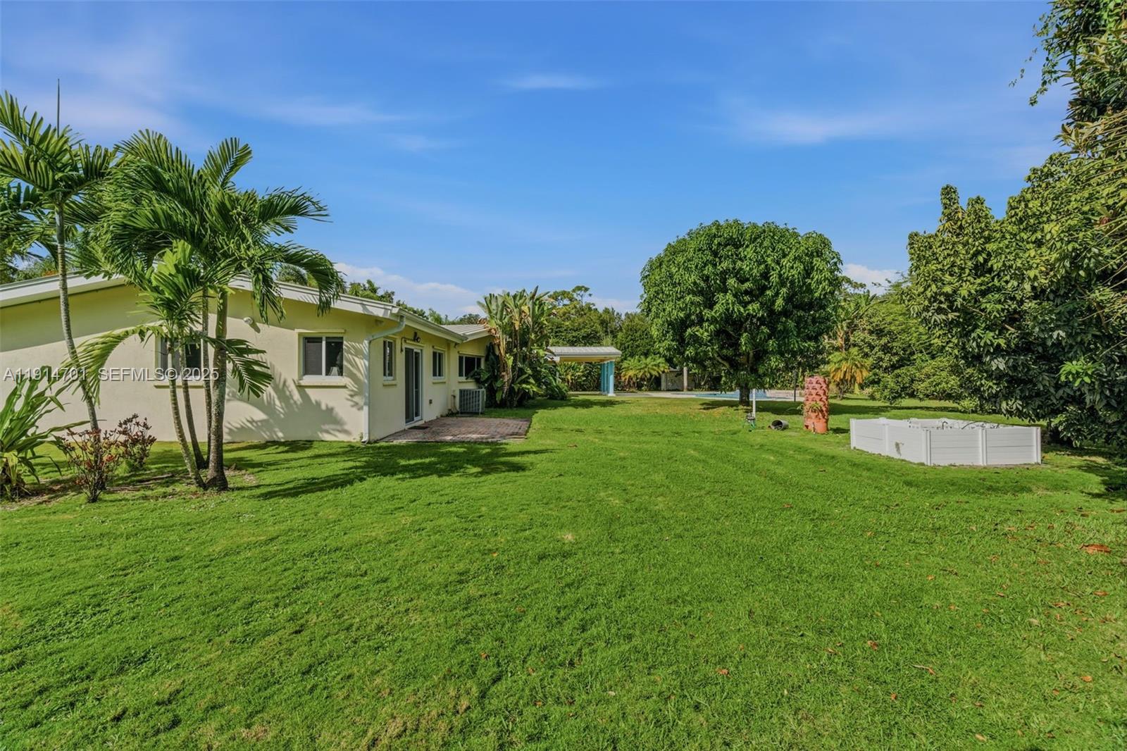 Miami, Florida, 33143, United States, 4 Bedrooms Bedrooms, ,4 BathroomsBathrooms,Residential,Active,1999929