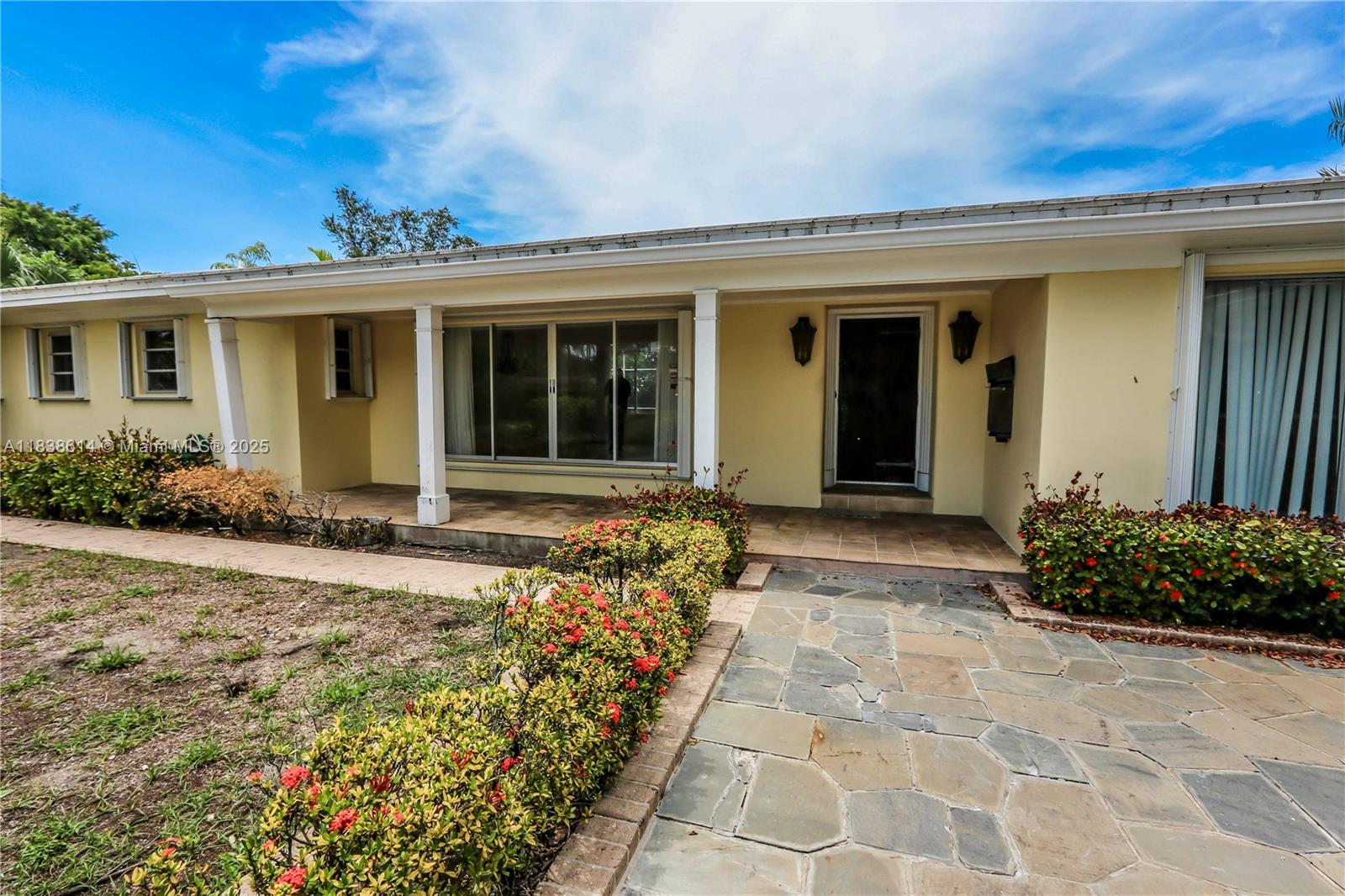 Hollywood, Florida, 33019, United States, 4 Bedrooms Bedrooms, ,4 BathroomsBathrooms,Residential,Active,1892394