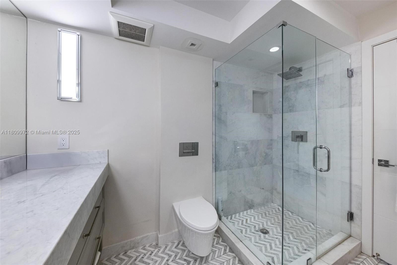 Miami, Florida, 33133, United States, 3 Bedrooms Bedrooms, ,4 BathroomsBathrooms,Residential,Active,1990050