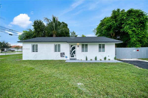 25 SW 17TH AVE, HOMESTEAD, FL 33030 - Image 1