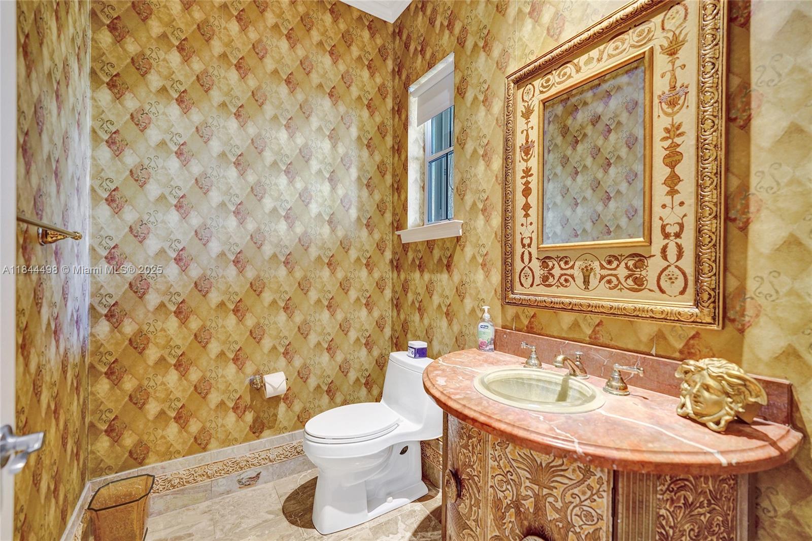 Hollywood, Florida, 33019, United States, 3 Bedrooms Bedrooms, ,2 BathroomsBathrooms,Residential,Active,1897997