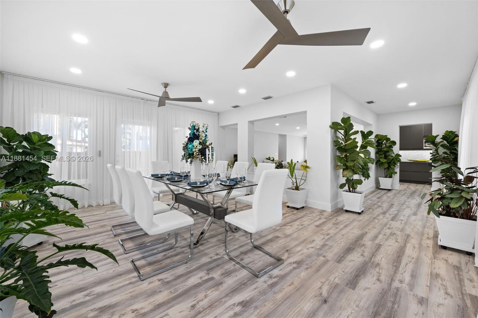 Hollywood, Florida, 33019, United States, 3 Bedrooms Bedrooms, ,3 BathroomsBathrooms,Residential,Active,1998579