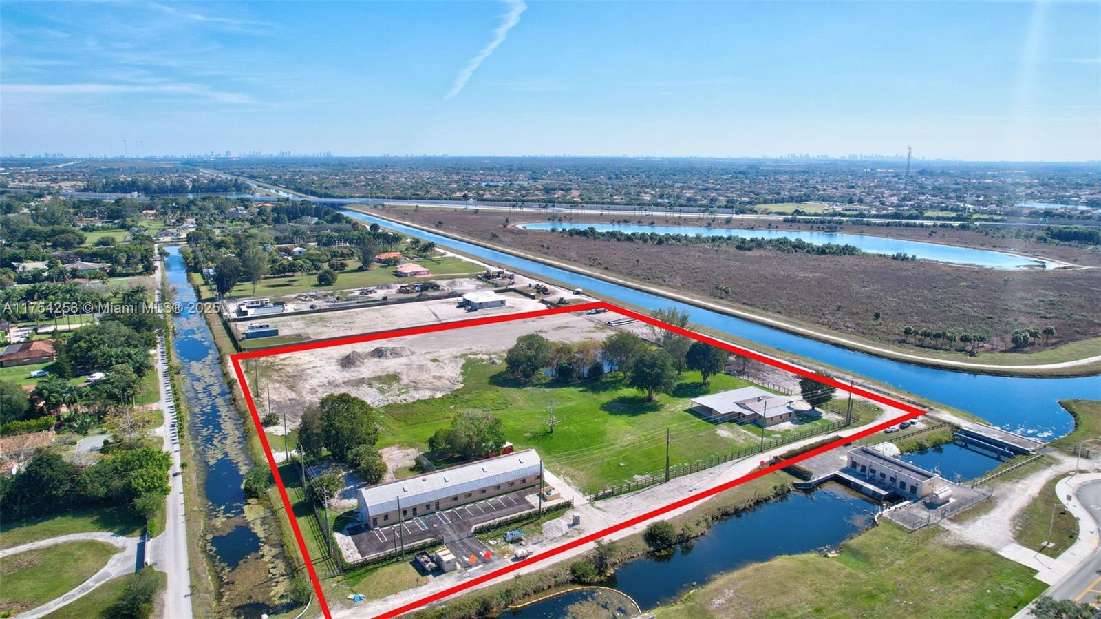 Miramar, Florida, 33027, United States, 5 Bedrooms Bedrooms, ,5 BathroomsBathrooms,Residential,Active,1718866