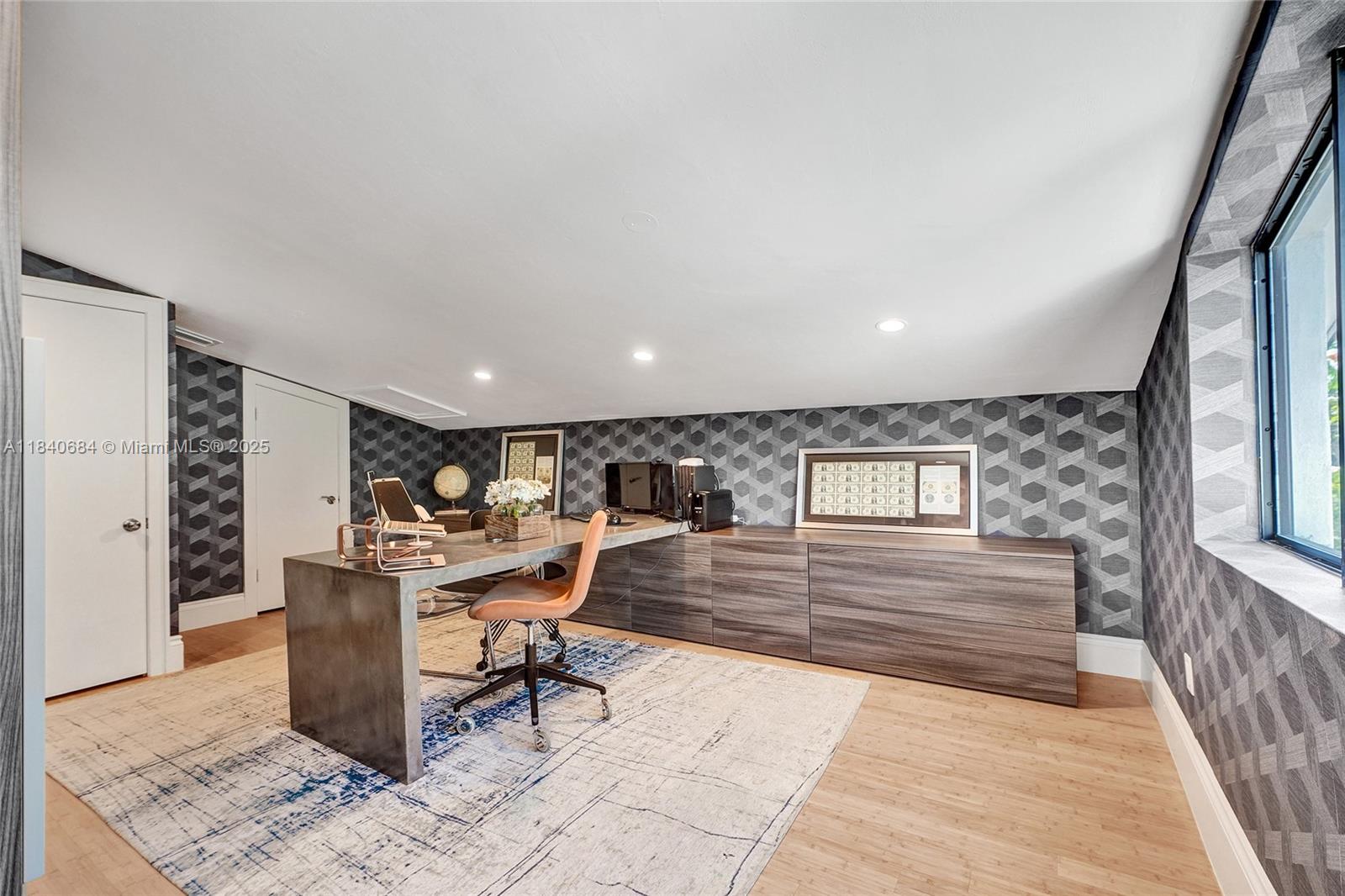 Miami, Florida, 33176, United States, 6 Bedrooms Bedrooms, ,4 BathroomsBathrooms,Residential,Active,1892592