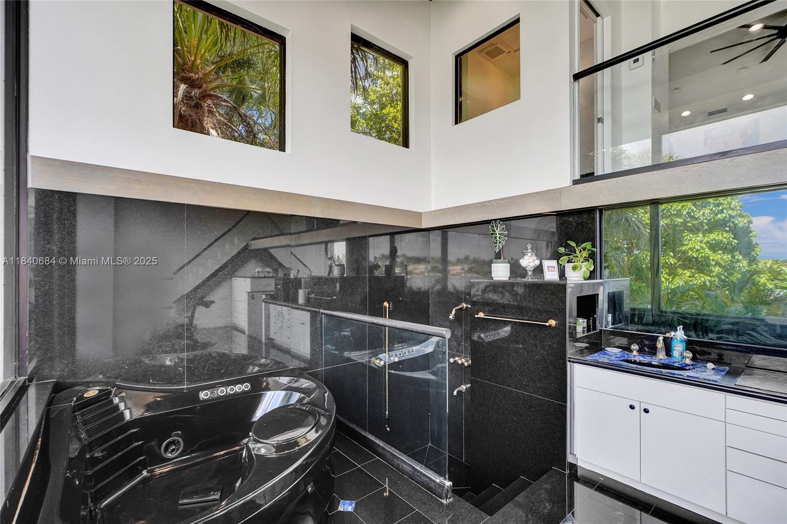 Miami, Florida, 33176, United States, 6 Bedrooms Bedrooms, ,4 BathroomsBathrooms,Residential,Active,1892592