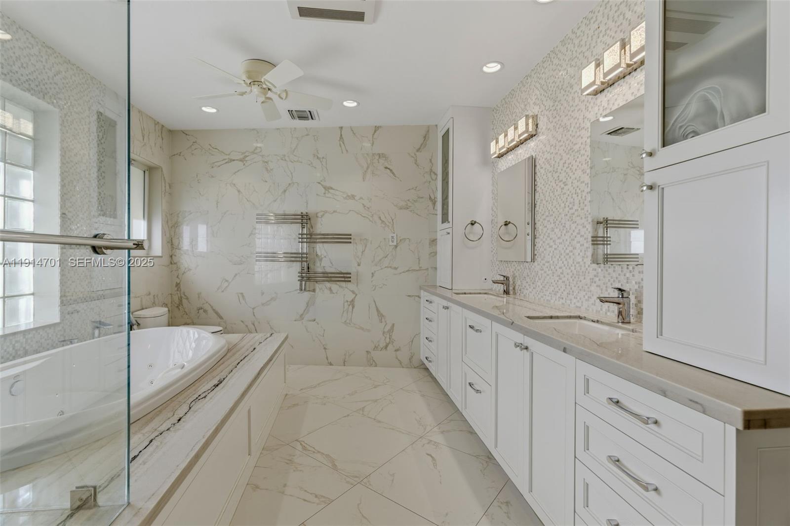 Miami, Florida, 33143, United States, 4 Bedrooms Bedrooms, ,4 BathroomsBathrooms,Residential,Active,1999929