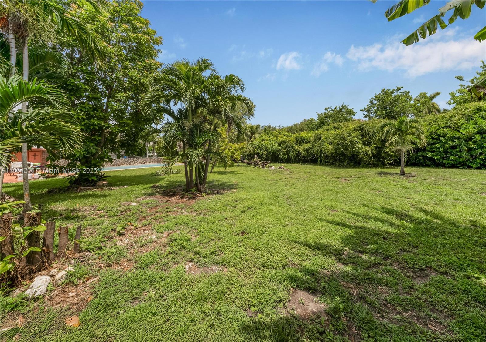 Pinecrest, Florida, 33156, United States, 3 Bedrooms Bedrooms, ,2 BathroomsBathrooms,Residential,Active,1884905
