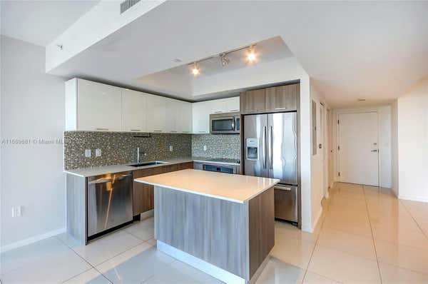 5252 NW 85TH AVE APT 1810, DORAL, FL 33166, photo 3 of 9