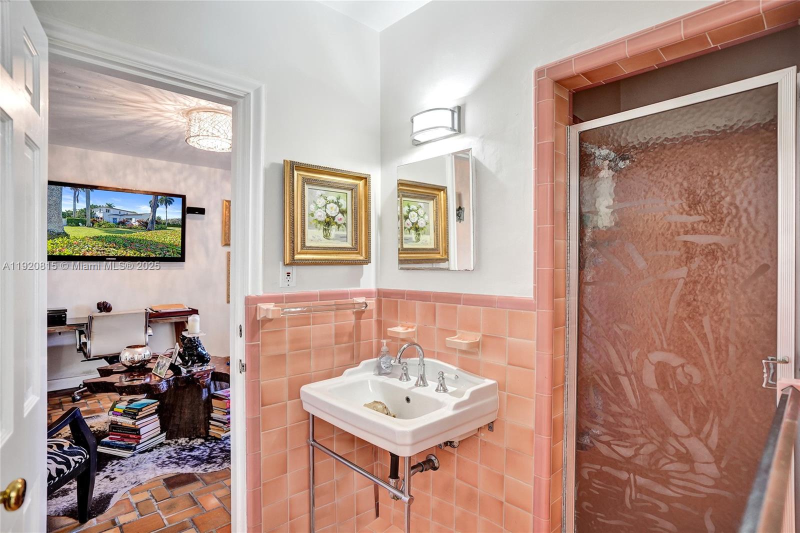 Hollywood, Florida, 33019, United States, 4 Bedrooms Bedrooms, ,4 BathroomsBathrooms,Residential,Active,1997890