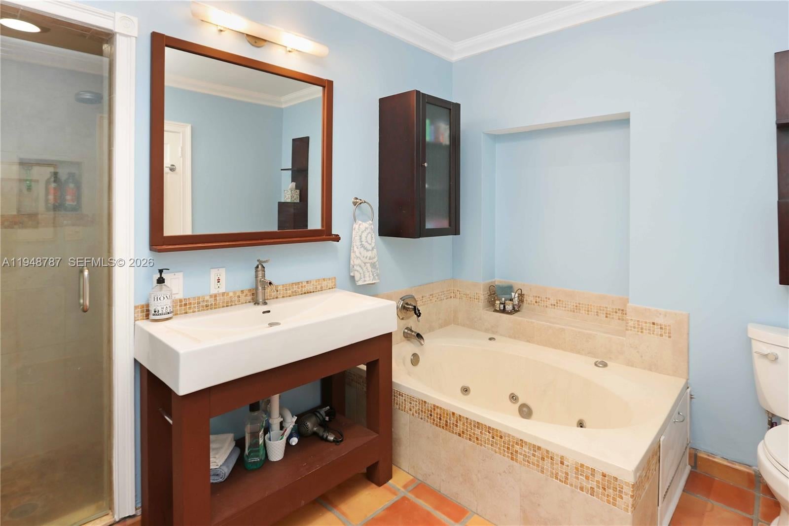 Hollywood, Florida, 33019, United States, 4 Bedrooms Bedrooms, ,4 BathroomsBathrooms,Residential,Active,2011455