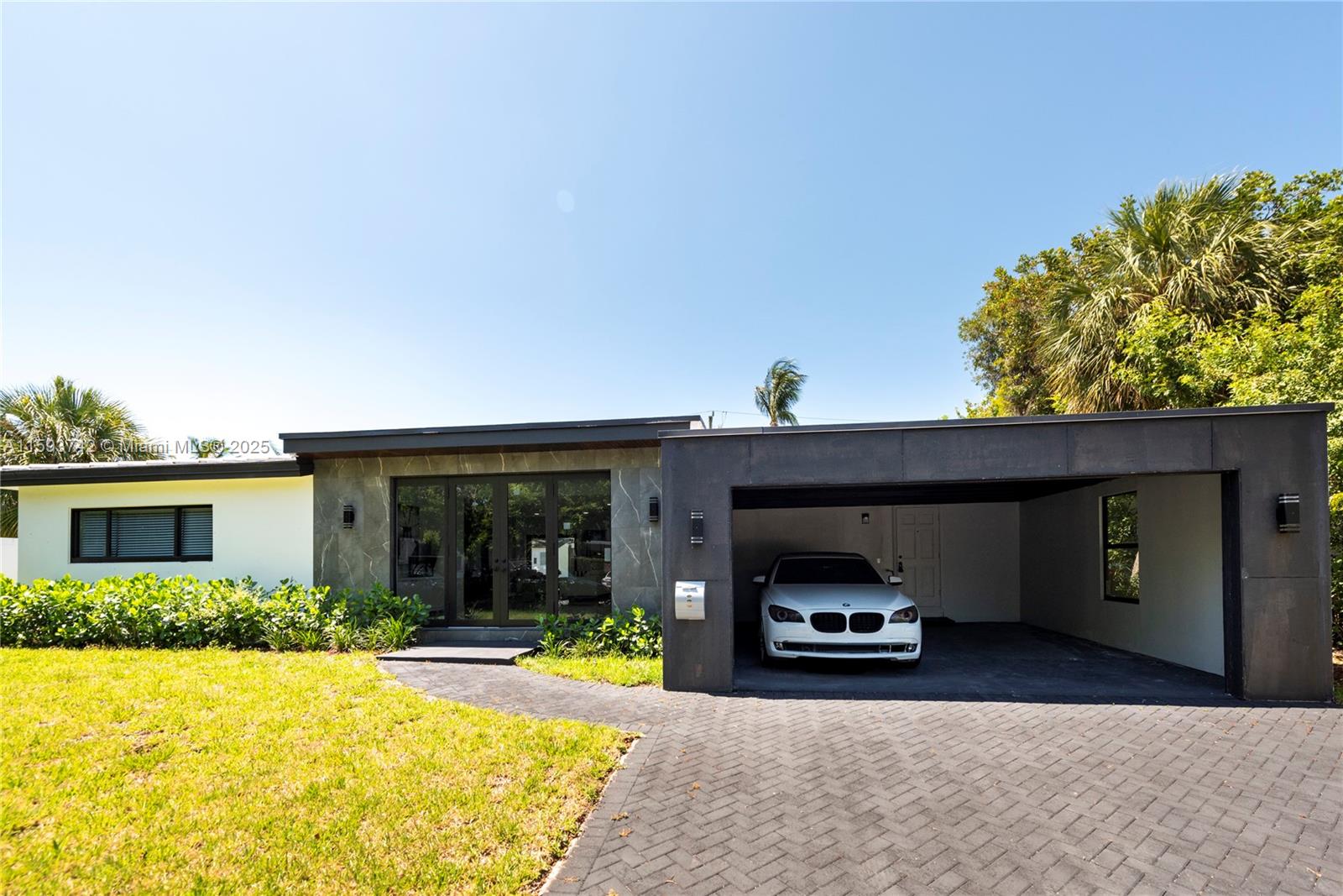 Fort Lauderdale, Florida, 33316, United States, 3 Bedrooms Bedrooms, ,3 BathroomsBathrooms,Residential,Active,1703671