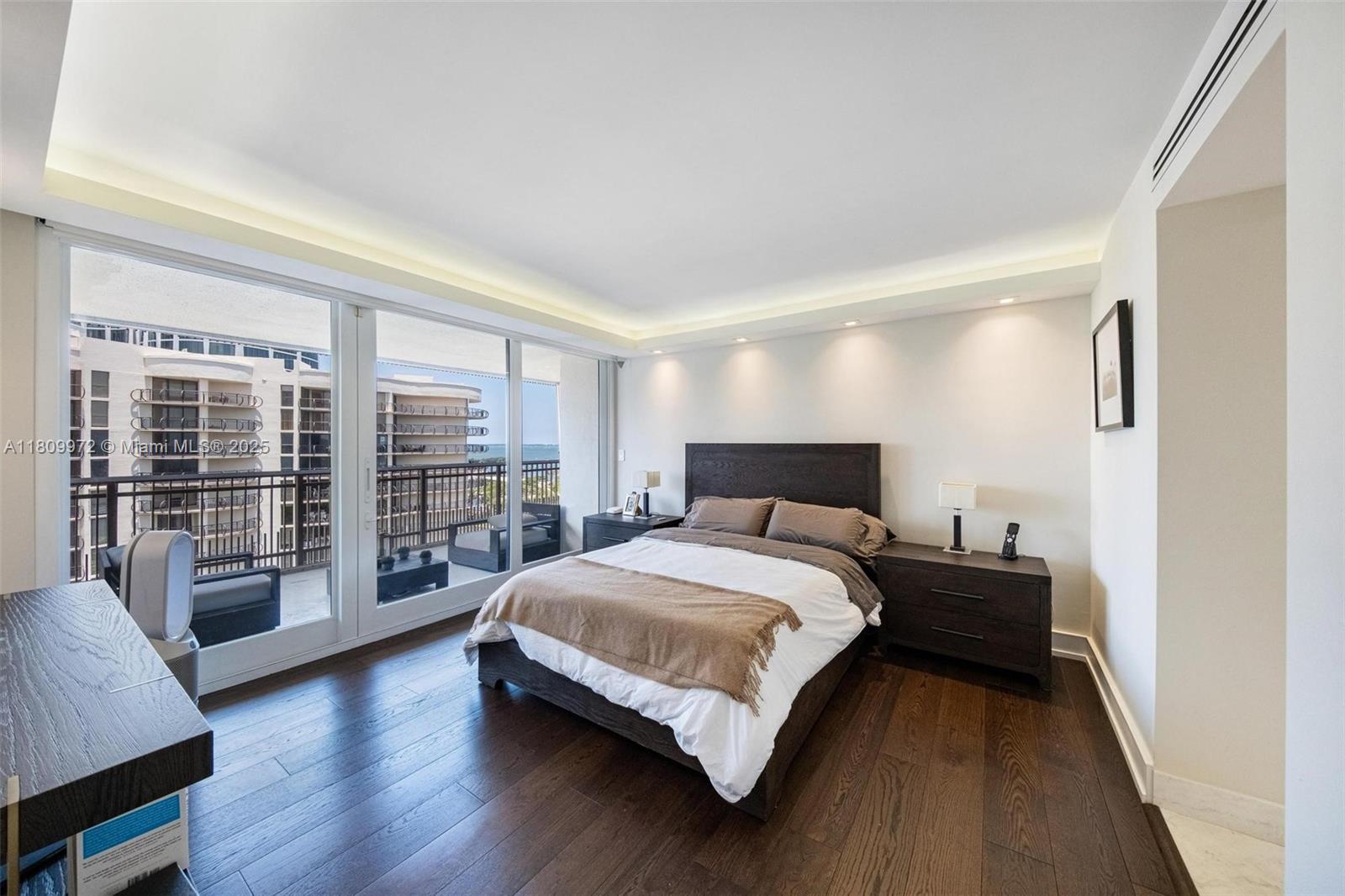 Miami, Florida, 33133, United States, 3 Bedrooms Bedrooms, ,4 BathroomsBathrooms,Residential,Active,1990050