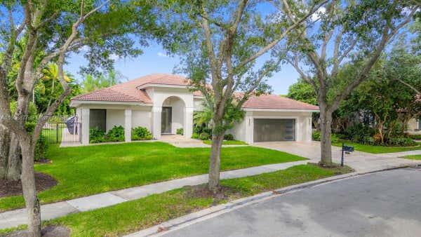 1045 WOODFALL CT, WESTON, FL 33326, photo 2 of 47