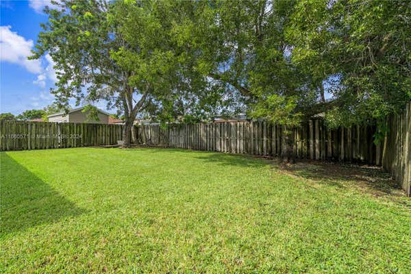 25740 SW 127TH PL, HOMESTEAD, FL 33032, photo 3 of 18