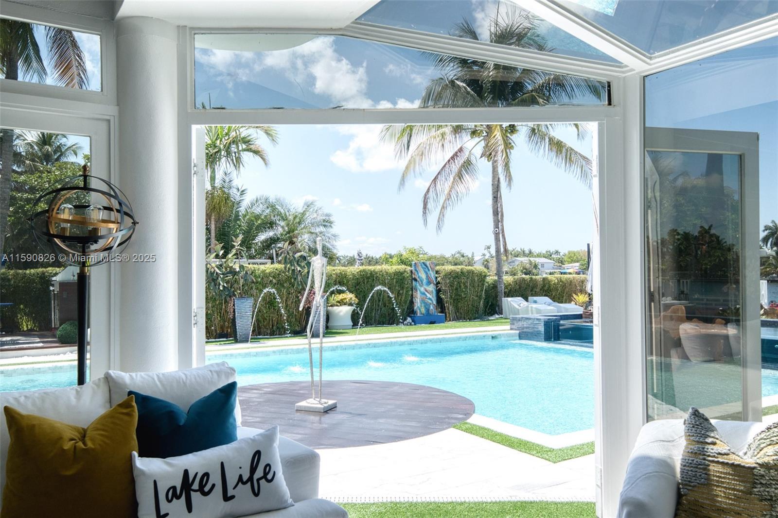 Hollywood, Florida, 33019, United States, 6 Bedrooms Bedrooms, ,6 BathroomsBathrooms,Residential,Pending,1756815