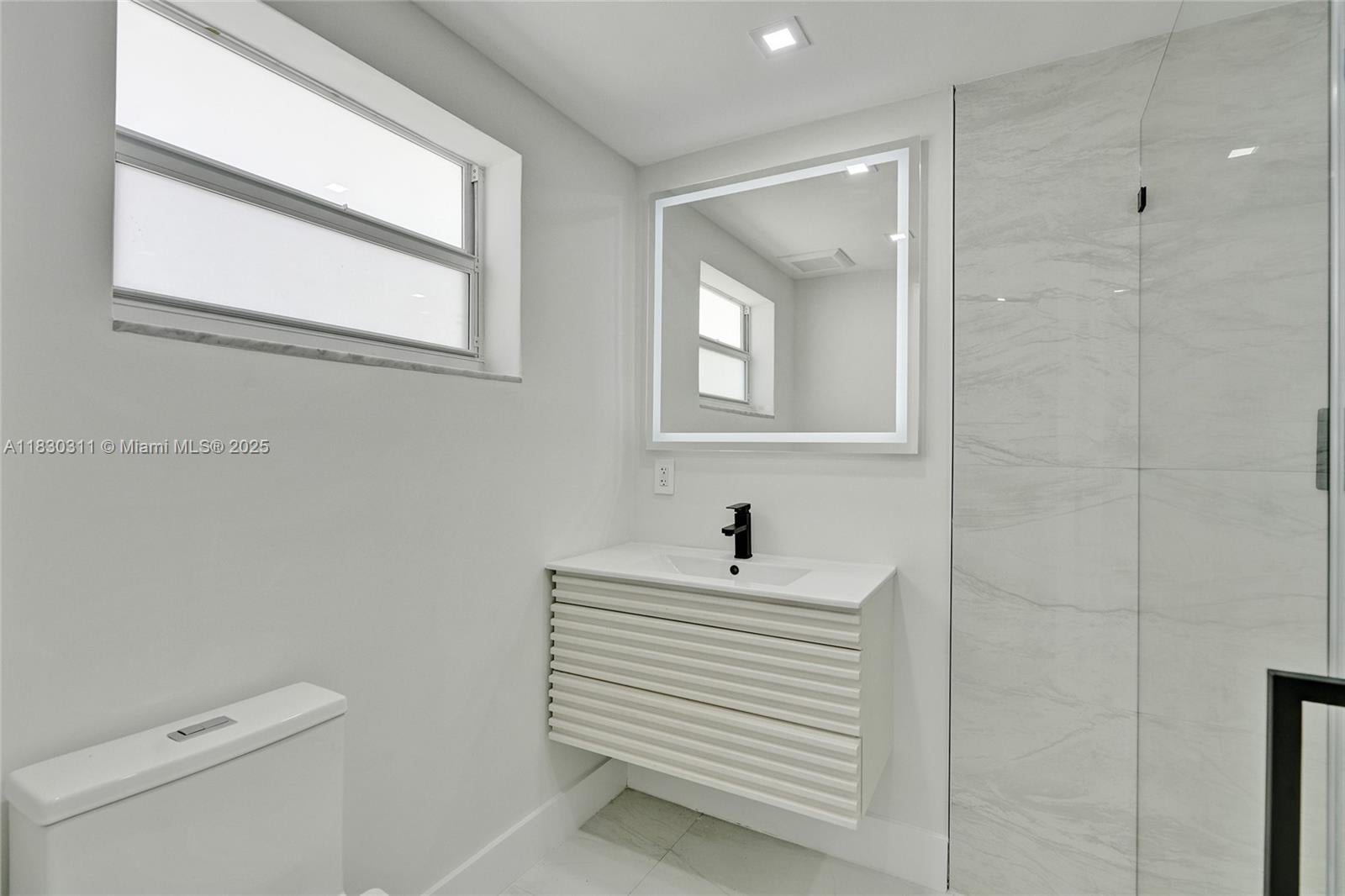 Miami, Florida, 33179, United States, 5 Bedrooms Bedrooms, ,5 BathroomsBathrooms,Residential,Active,1889008