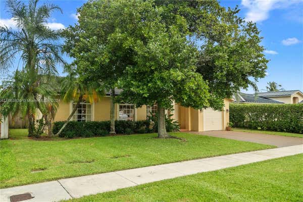 14832 SW 173RD ST, MIAMI, FL 33187, photo 4 of 59