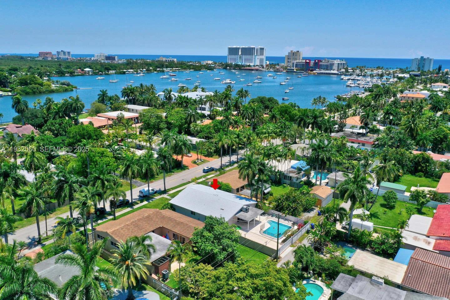 Hollywood, Florida, 33019, United States, 4 Bedrooms Bedrooms, ,2 BathroomsBathrooms,Residential,Active,2006944