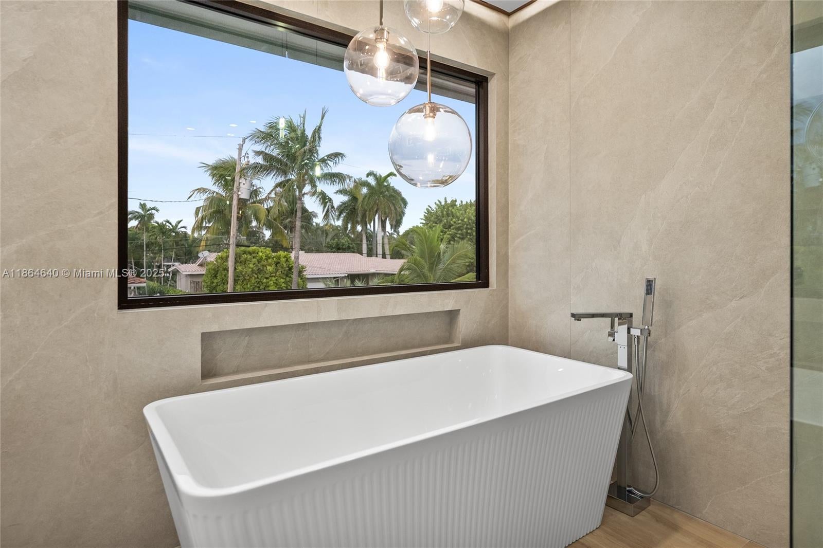 Fort Lauderdale, Florida, 33308, United States, 5 Bedrooms Bedrooms, ,4 BathroomsBathrooms,Residential,Active,1927651