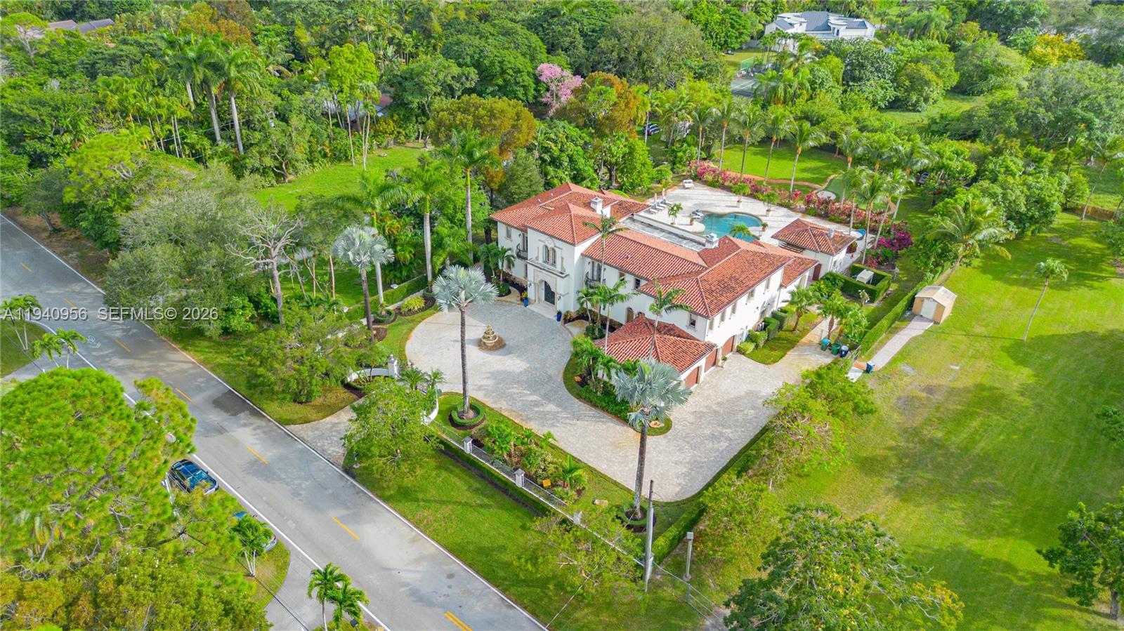 Miami, Florida, 33143, United States, 7 Bedrooms Bedrooms, ,8 BathroomsBathrooms,Residential,Active,2011877