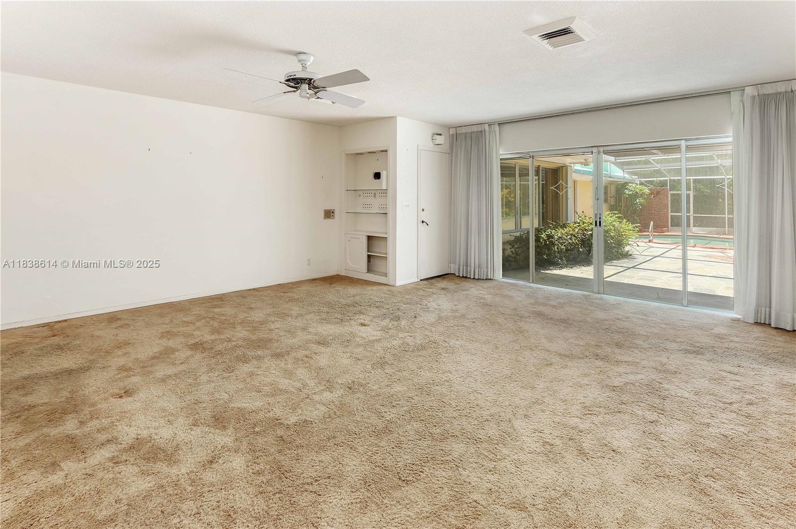 Hollywood, Florida, 33019, United States, 4 Bedrooms Bedrooms, ,4 BathroomsBathrooms,Residential,Active,1892394