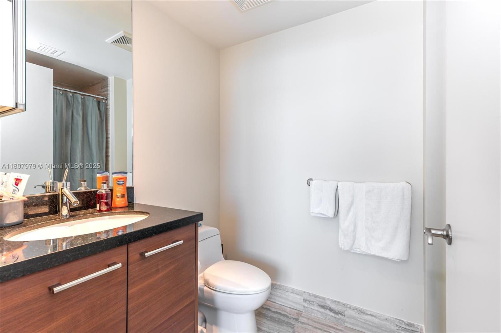 Fort Lauderdale, Florida, 33316, United States, 3 Bedrooms Bedrooms, ,4 BathroomsBathrooms,Residential,Active,1944099