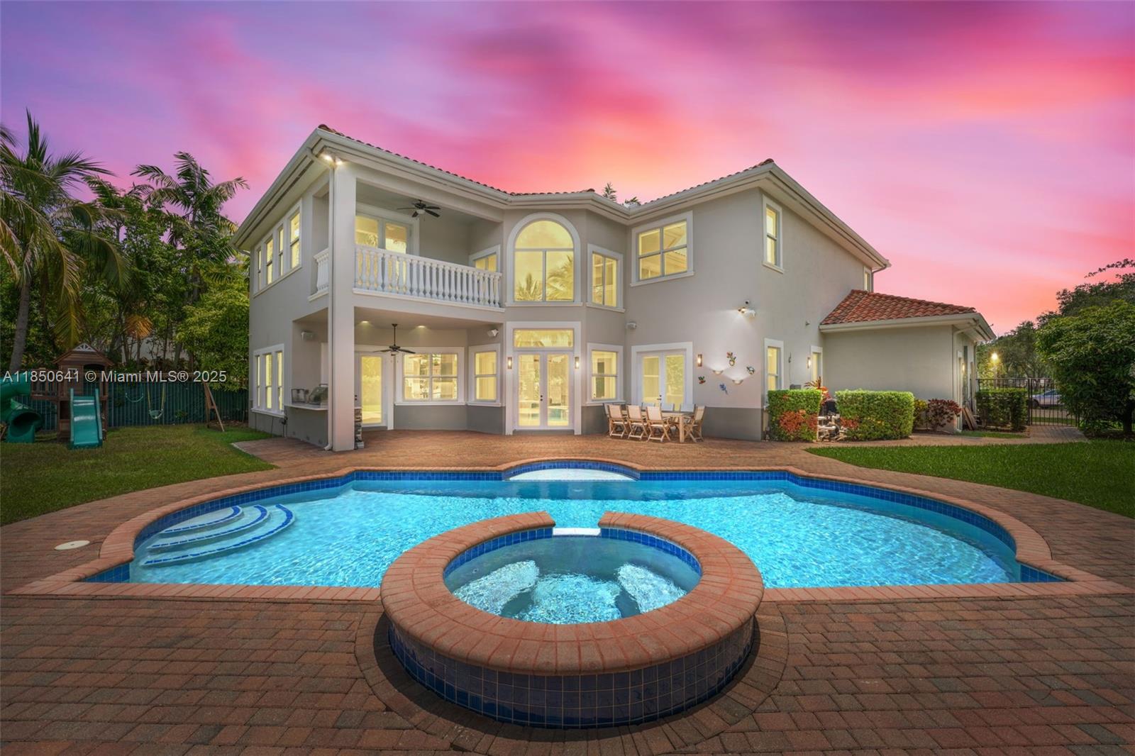 Hollywood, Florida, 33019, United States, 6 Bedrooms Bedrooms, ,6 BathroomsBathrooms,Residential,Active,1905103