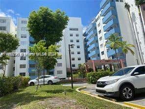 5050 NW 7TH ST APT 403, MIAMI, FL 33126 - Image 1